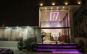Veronica Hotel